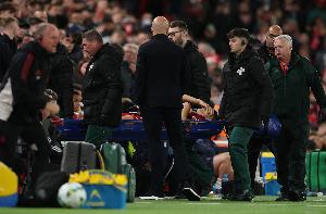 有情义！帕尔马祝福莱奥尼：帕尔马大家庭祝愿你早日康复