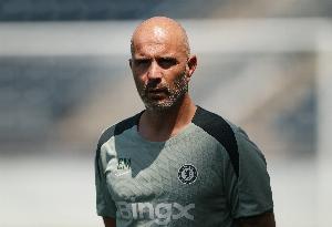 避免马雷斯卡染黄邮报：切尔西助教奎瓦负责比赛时与裁判沟通