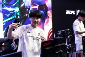 生涯第四次晋级S赛！Wei此前2次随队RNG八强 随队BLG替补亚军