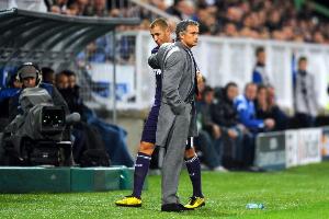 遭辟谣后马卡再发文：穆帅亲自致电本泽马，球员认真考虑去本菲卡