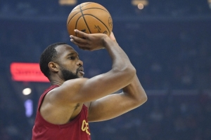 骑士赛季前瞻球员篇：鲍尔能否保持健康？莫布里进化到MVP级别？