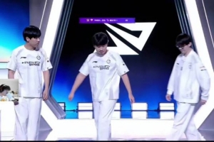 Ning：今天丹尼的Bp除了第一把以外， 他后面几乎把厂长爆了！