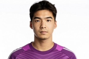 新的开始！刘邵子洋社媒晒洛杉矶FC二队签约照