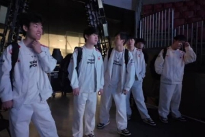 TES选手趣事《林坚的辈分论》：Kanavi你得叫我哥 我比你早一年来