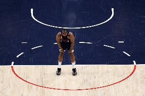 一言为定！卢：球队希望新赛季减轻哈登的使用率和比赛负荷！