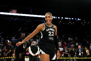 阿贾在生死战多次砍35+&WNBA历史首人 季后赛罚球超帕克至历史第5