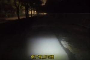 Knight：还以为我没带卓哥进世界赛，Xun哥要带卓哥进了