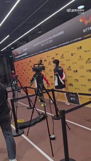 一日三赛后记者想采访，王楚钦：看下几点了好吗，我是人不是机器