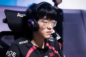 二等兵李汭燦出列！Scout蛇女无用阿狸昏头 最终战绩仅为8/13/3