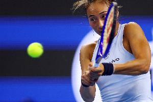 仅剩全运会！官方：卫冕冠军郑钦文因肘部受伤退出WTA东京站