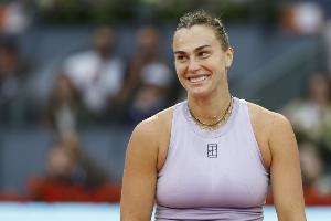 光速下班！萨巴伦卡2-0轻取萨姆索诺娃，晋级武网女单八强