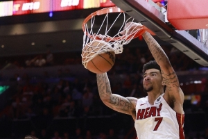 对阵马刺砍下29+12！记者：热火准备让韦尔与阿德巴约搭档首发