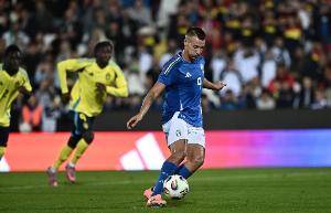 17岁7个月！意天空：卡马达成为意大利U21队历史上最年轻的进球者