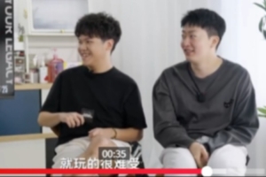 管泽元：Zeus玩兰博杰斯跟theshy差不多，就他停不下来