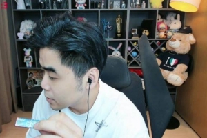 让wei退役？他今天打得挺好！朱开：为什么把锅扣在一个打野身上