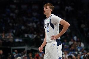 今天打首发后卫！媒体人：弗拉格的持球水平决定独行侠未来的上限