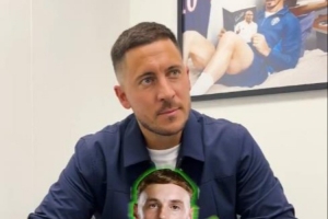 阿扎尔选英超最强盘带者：埃泽连胜维尔茨福登，帕尔默最终胜出！