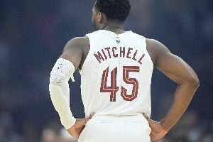 ESPN预测新赛季东部各队战绩：骑士第1 魔术第2 绿军第5 76人第11