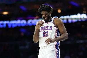 恩比德谈复出感受：这是一个学习的过程 明天再看看感觉如何