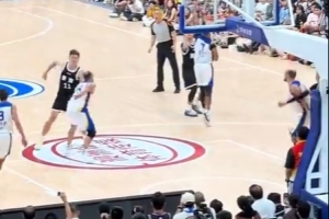 媒体人谈周鹏打对手头：超出篮球的恶劣动作  违反体育道德精神