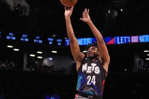 资质合同不是问题！卡姆-托马斯：不担心合同问题 就是专心打球