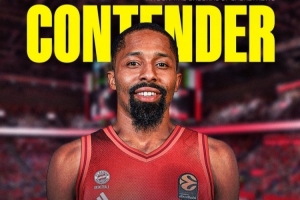 转战海外！官方：丁威迪与德甲拜仁慕尼黑队签下一份合同