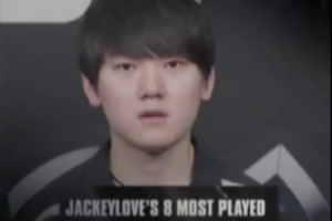 JackeyLove生涯出场数前八的英雄：韦鲁斯、EZ、卡莎、霞位列前四