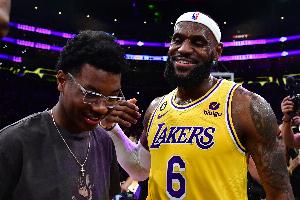 BR谈布莱斯大学首战没能登场：三星高中生的常态 福利赛才有机会