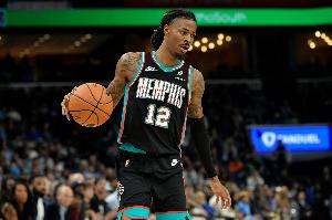 冲击力有但外线没篮！莫兰特16中5&罚球9中8拿18分 另有6板10助