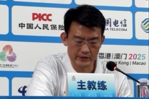 王博谈被视为争冠球队的压力：放平心态 一场一场打