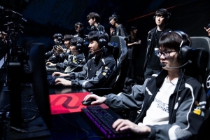 IG公布选手活动：11月9日12:00成都市环球中心 期待与大家相见～