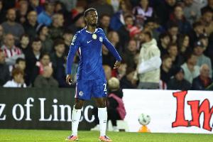 灾难发挥！19岁哈托失误送礼+送点，切尔西花4418万欧从贾府引进