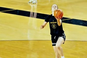 第一题最难！你能看出是哪两个球星合并到了一张脸上吗？