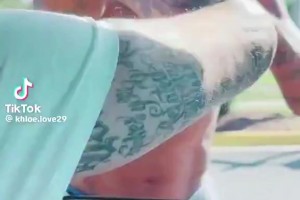 梦之队的詹姆斯把扣篮玩成了艺术