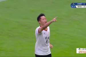 超级替补！艾孜买提禁区内上演精彩个人秀，助盐城队再下一城！