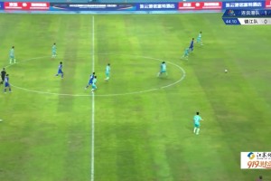 南京队上半场比赛补时再进球！比分扩大为2-0