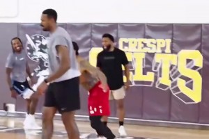 德罗赞野球场最新视频，依旧还是这么能打