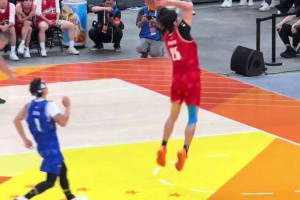 与杨瀚森称兄道弟！在选秀大会哭成泪人！他是本届选秀最苦的人！