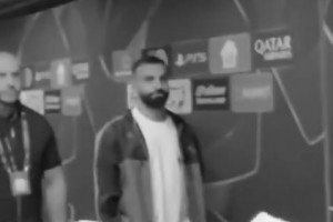 由于欧足联的限制，萨拉赫拒绝在巴勒斯坦球衣上签名