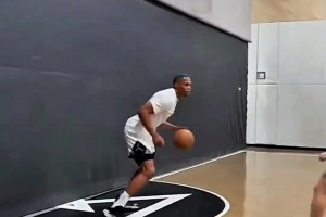 生涯转折点？杨毅：威少在湖人失去了信心和劲头