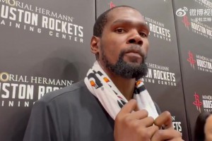 杜兰特：不管在什么样的阵容配置里，我都不会改变自己的打法