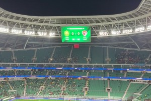 赛后国安球迷全场高呼：中赫滚蛋，还我国安