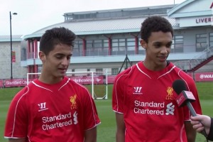 他会后悔吗？16岁的阿诺德和队友接受采访！