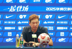 申花主帅斯卢茨基点评吴曦于汉超表现，称球队自信需保持平衡