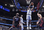 班凯罗24+11鲍威尔空砍28分魔术逆转险胜热火